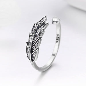 Feather Wings Adjustable Finger Ring