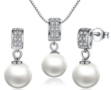 Load image into Gallery viewer, Elegant Shell Pearl Pendant Necklace Set