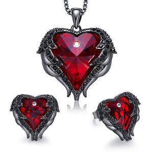 Angel Wing Heart Necklace Set.
