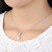 Load image into Gallery viewer, Elegant Shell Pearl Pendant Necklace Set